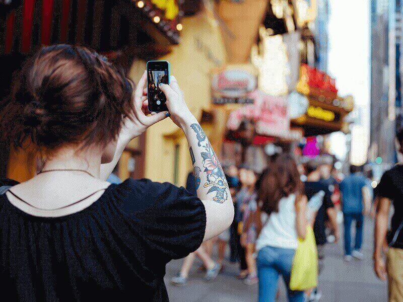 woman-on-phone