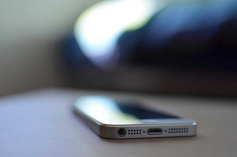 iphone-greenwald iphone on table