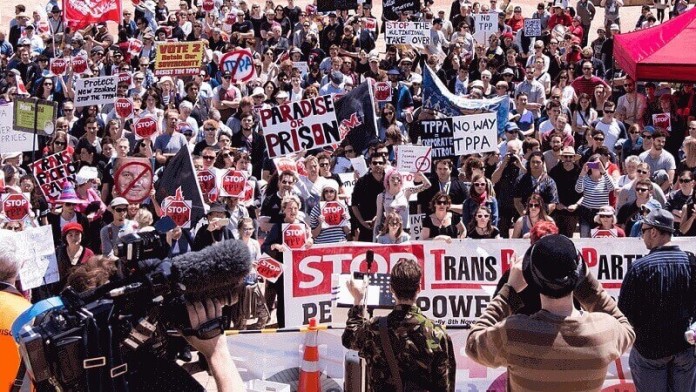 stop-tpp-auckland-protest stop-tpp-auckland-protest