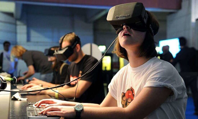 oculus-rift-vr-headset girl-usingvr
