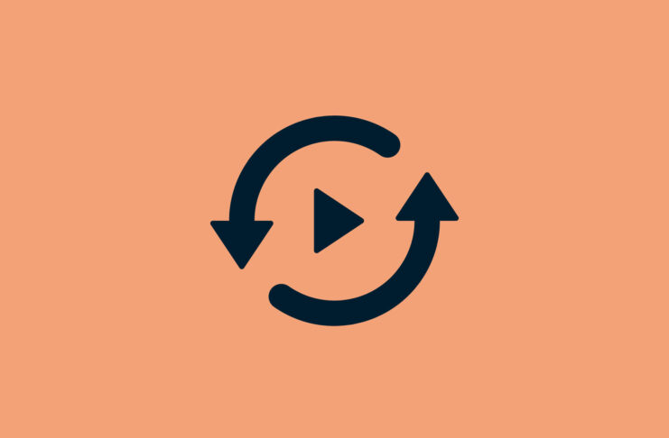 Play button inside renew symbol.