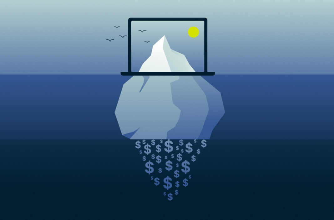 Eisberg, dessen Spitze oberhalb des Meeresspiegels liegt, eingebettet in einen Bildschirm. Unterhalb besteht der Körper sinnbildlich aus Daten in Form von Währungszeichen.